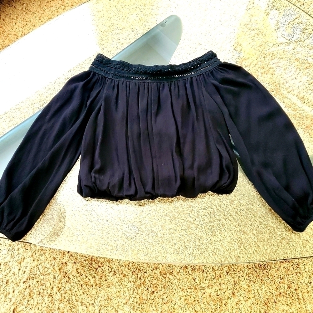 Lulu's | Off-Shoulder Crop